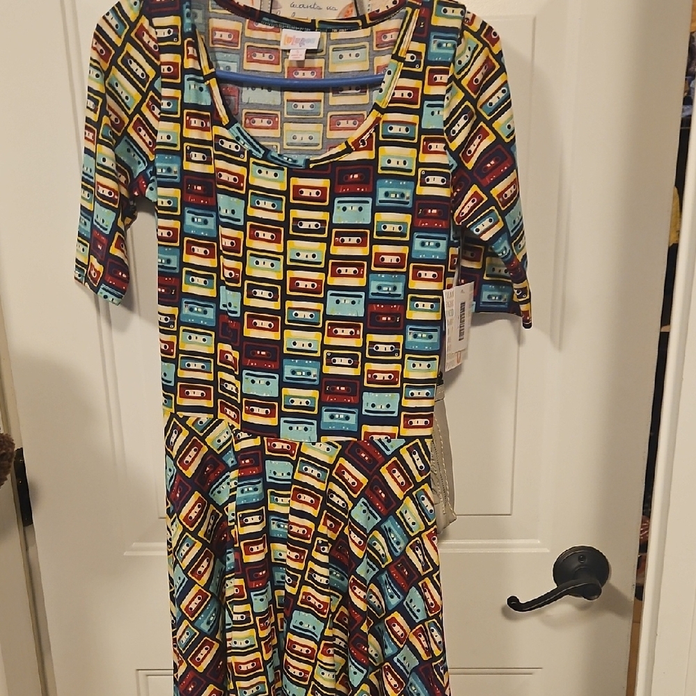 NWT Lularoe Small Nicole Dress